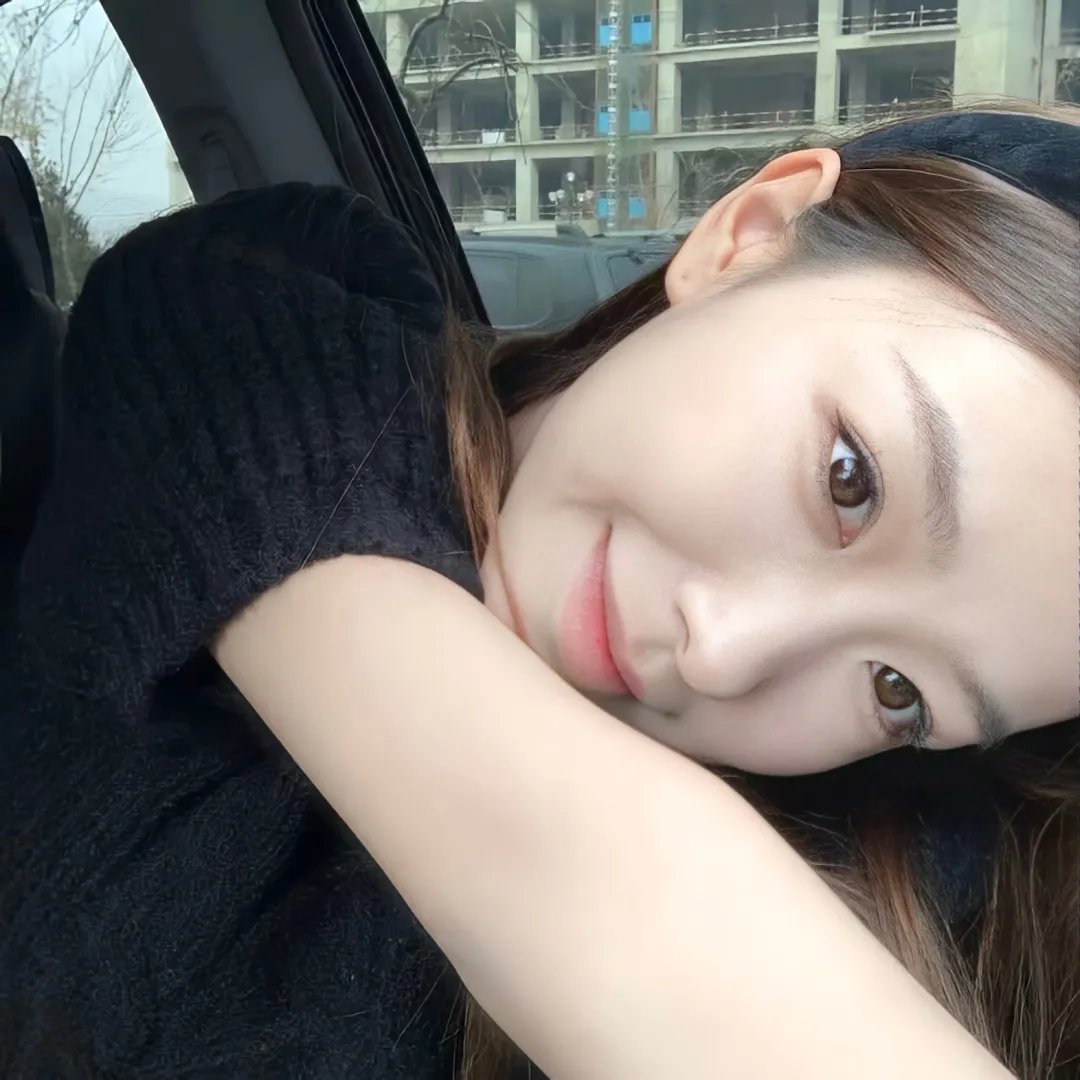 金发奇女